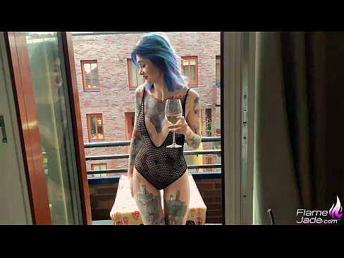 ❤️ Sjajna djevojka sisa gutljajem i strastveno jebe pod otvorenim nebom ️ Tvrdi porno na bs.hentaisea-com.ru ❌️❤